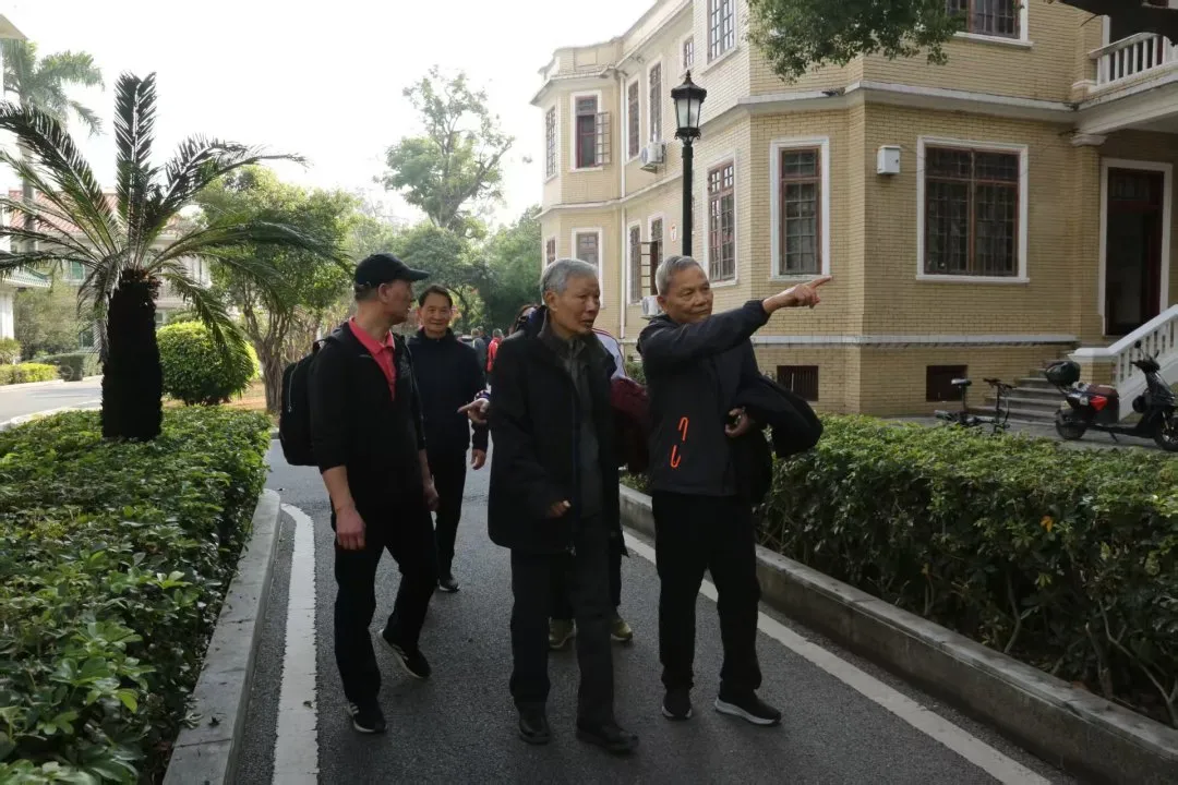 e897a103f4bf9018871d9a98fc7afe68 图片